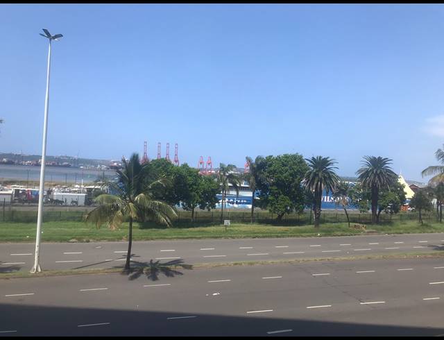 2 BEDROOM APARTMENT FOR SALE IN DURBAN CENTRAL